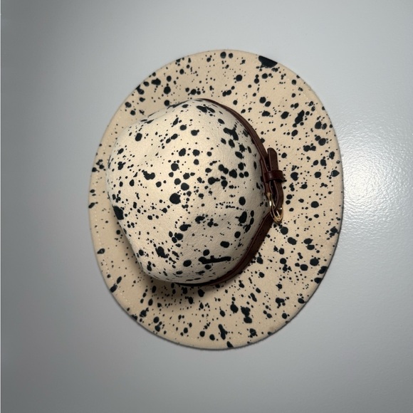 Altar'd State Ivory Hat with Black Accents - Picture 1 of 8